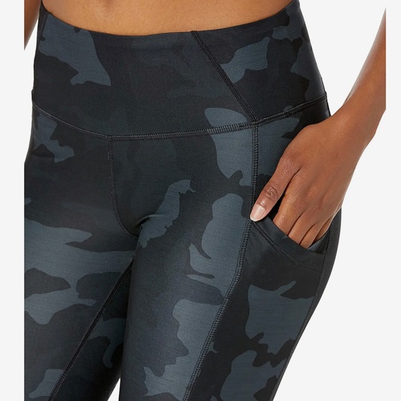 NWT PrANa black camo high rise legging - Picture 9 of 15